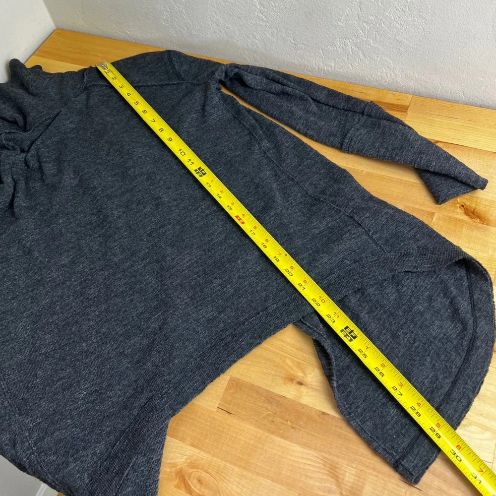 We the Free People Turtleneck Long Sleeve Split Back Top‎ Knit Gray Size XS - Picture 11 of 11